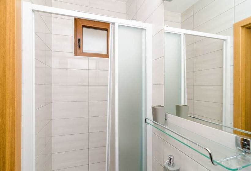 Номер Стандарт Вид на Море с Балконом, Cina Apartments