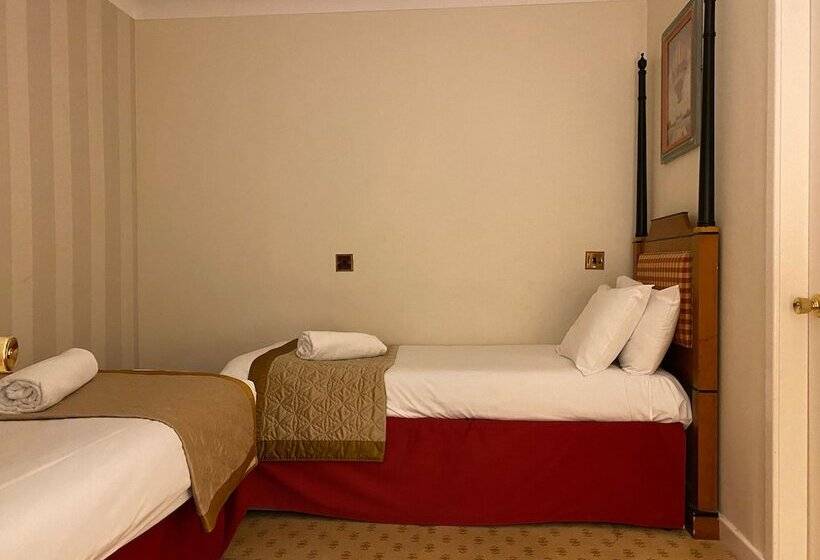 Pokój Rodzinny, Brook Mollington Banastre Hotel & Spa