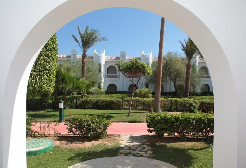 سوییت با چشم‌انداز باغ, Savoy Sharm El Sheikh