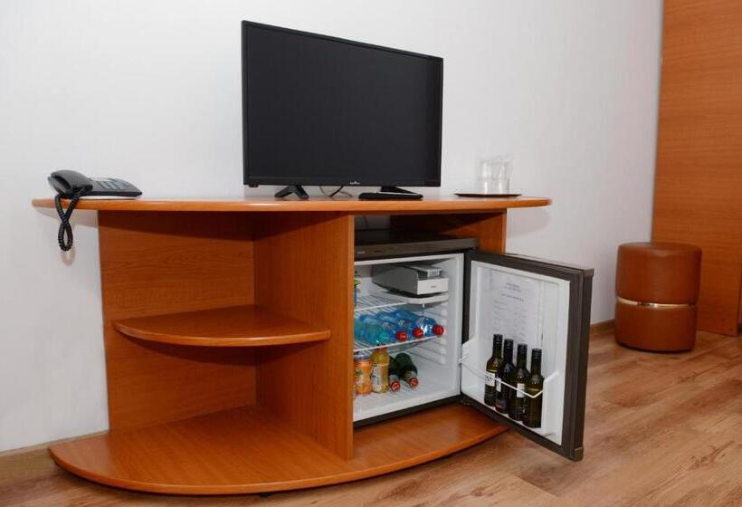 Номер Стандарт Трехместный, Select