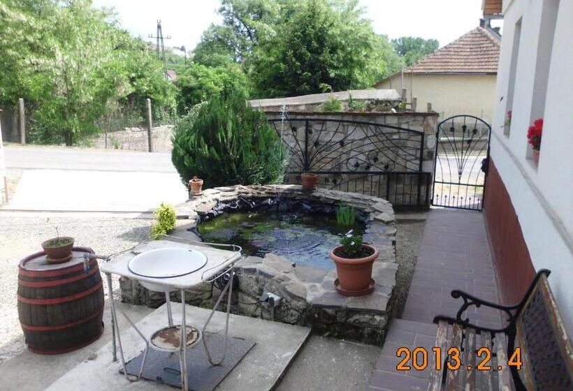 Четырехместный Номер Стандарт, Bényei Fogadó Panzió és étterem