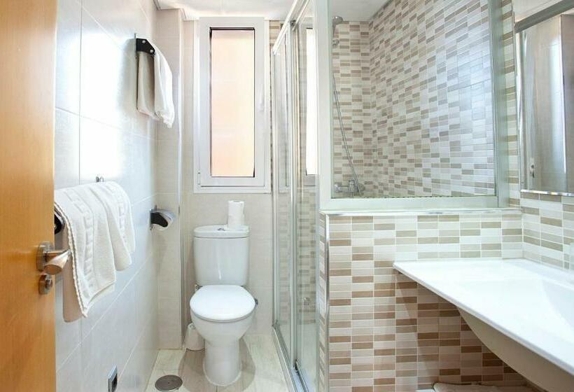 스탠다드 스튜디오, Apartamentos Ecuador Park