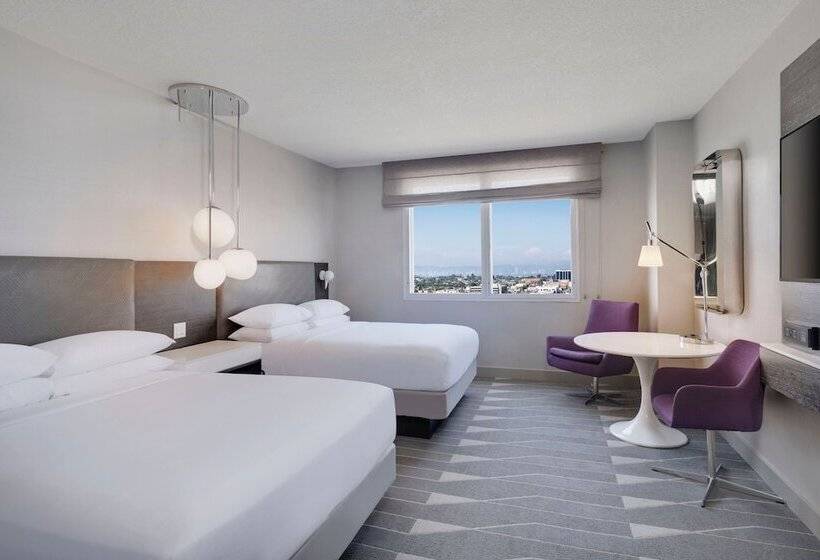 اتاق استاندارد با 2 تخت دوبل, Hyatt Regency Los Angeles International Airport