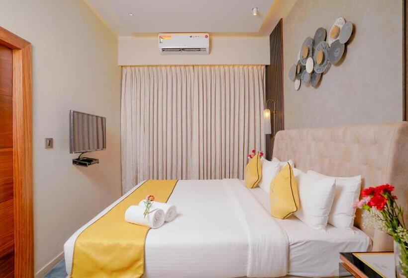 Büyük Çift Kişilik Yataklı Executive Oda, Lazdana Hotel Bangalore