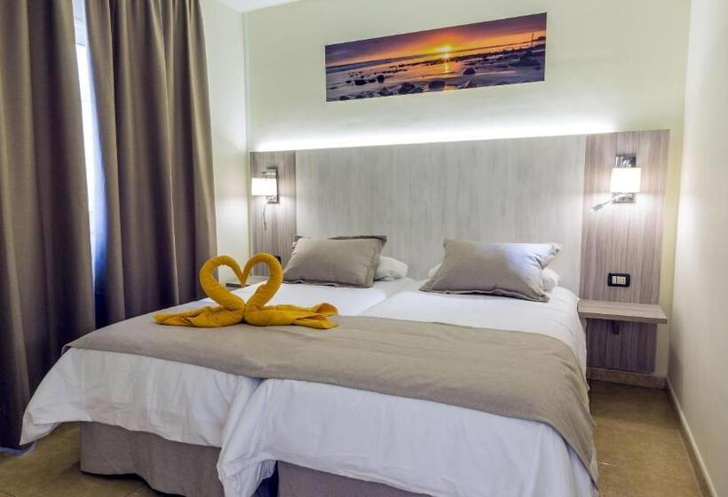 Апартаменты 2 Спальни с Террасой, Villa Del Mar