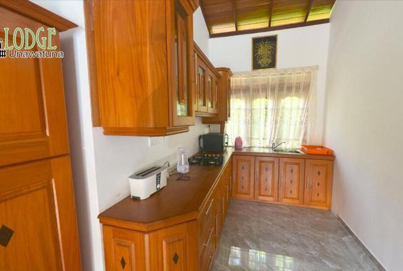 Апартаменты 1 Спальня, The Lodge Unawatuna