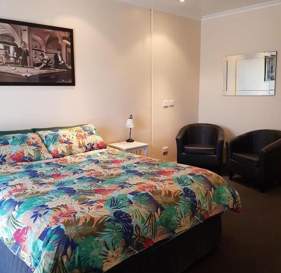 直达温泉标准间, Wentworth Central Motor Inn