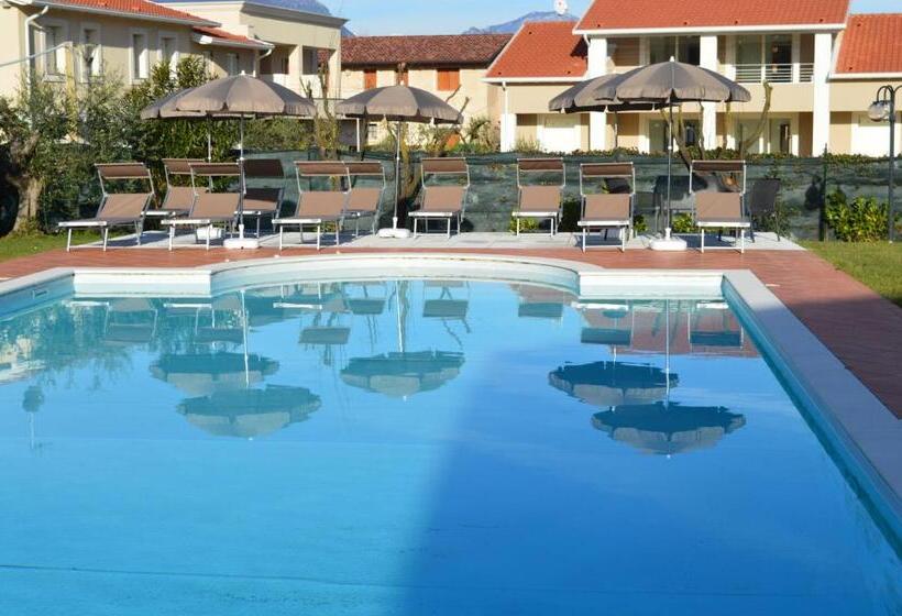 اتاق استاندارد با بالکن, The Swan B&b