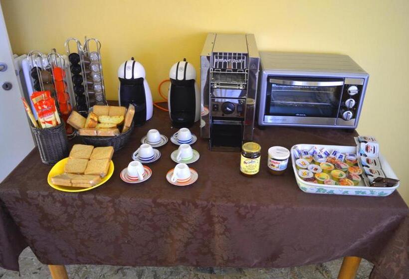 اتاق لوکس, The Swan B&b