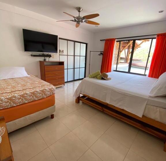 Люкс Повышенной Комфортности, Casa Italia Guest House