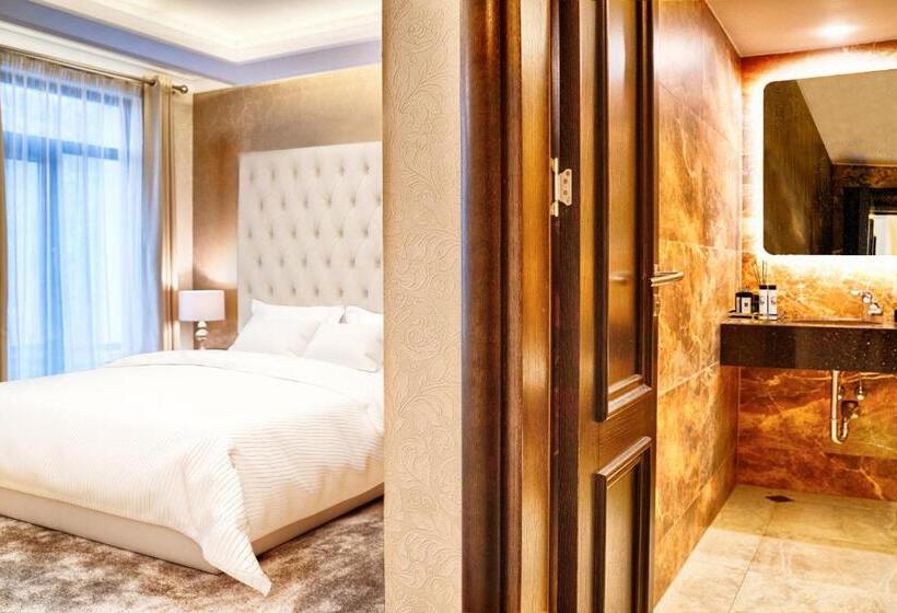 اتاق لوکس با وان آب گرم, Tsarevets Design And Spa