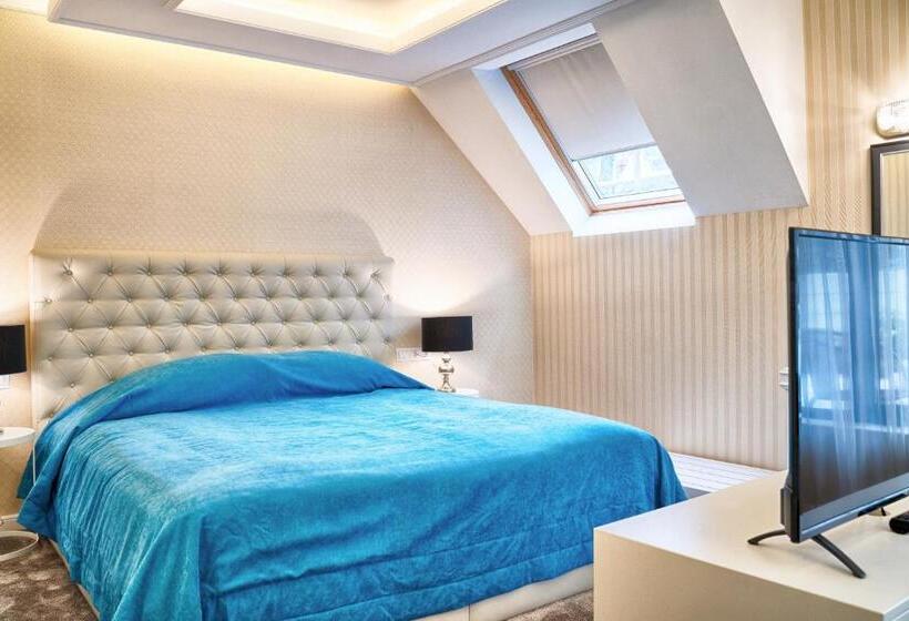 جناح مزوَّد بشرفة, Tsarevets Design And Spa