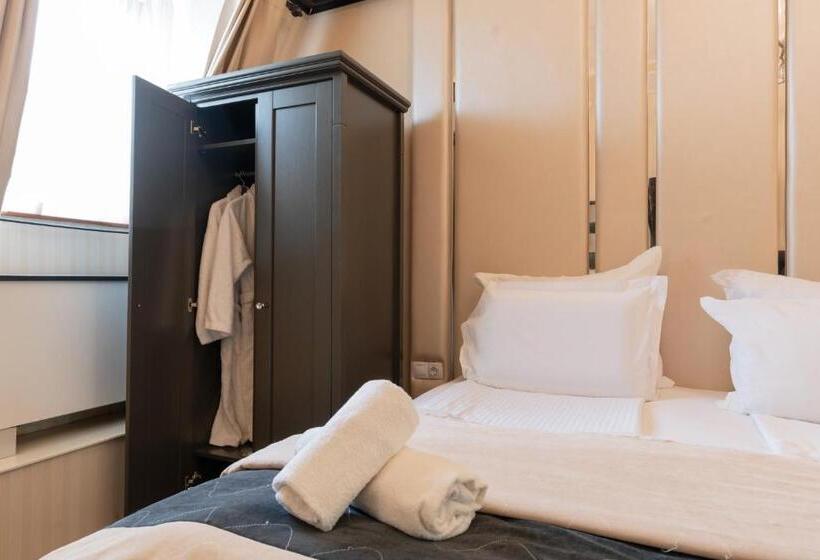 غرفة قياسية مزودة بجاكوزى, Tsarevets Design And Spa