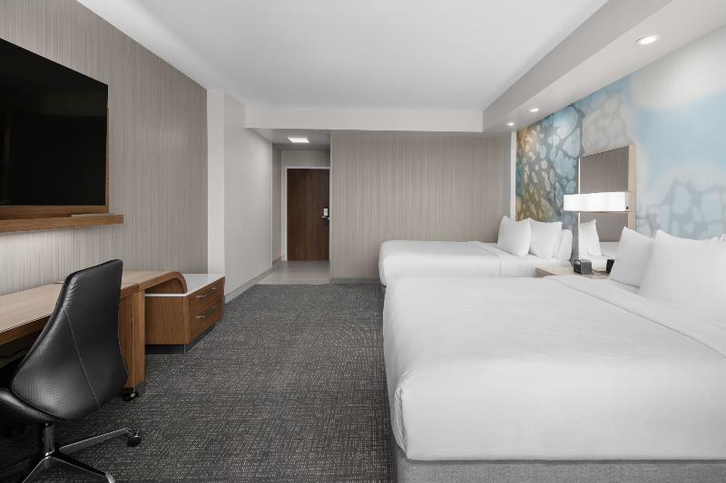 스탠다드 룸 퀸사이즈 침대, Courtyard By Marriott Clearwater Beach