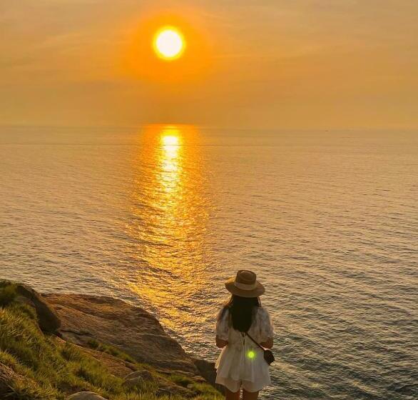 اتاق استاندارد با بالکن, Khách Sạn Nghinh Phong Beach Tuy Hòa