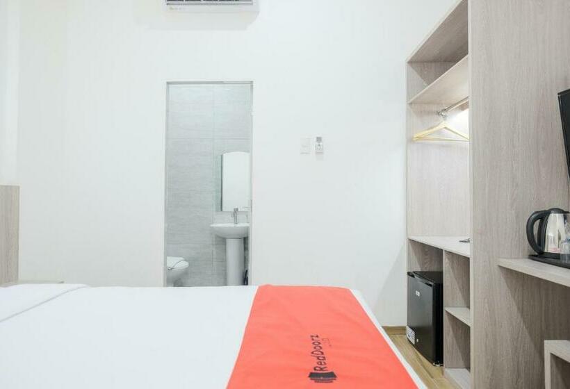 Номер Стандарт, Reddoorz Plus @ Jalan Juanda Medan
