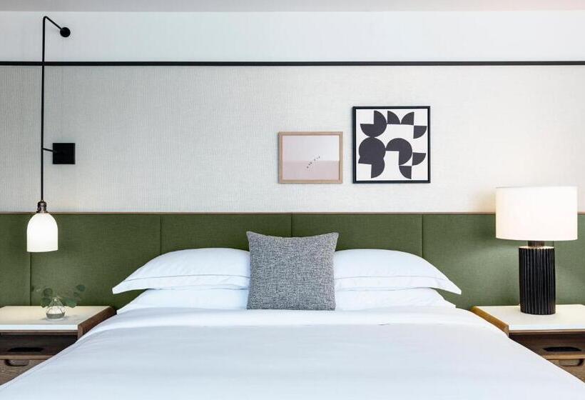 适合残疾人士使用的带超级大床的标准间, Kimpton Sylvan Hotel Buckhead Atlanta