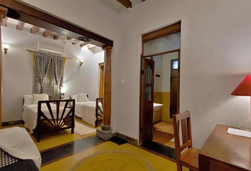اتاق استاندارد, Kariappa House