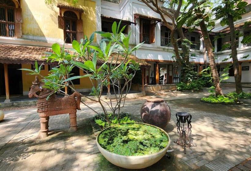 اتاق استاندارد, Kariappa House