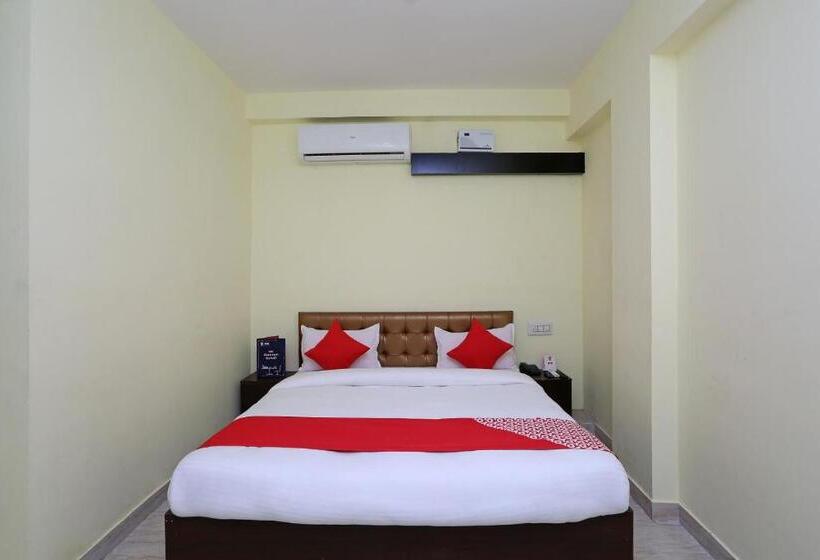 三人经典房间, Oyo 11547  Mona Palace