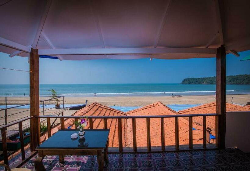 Номер Deluxe Вид на Море с Балконом, Om Sai Beach Huts