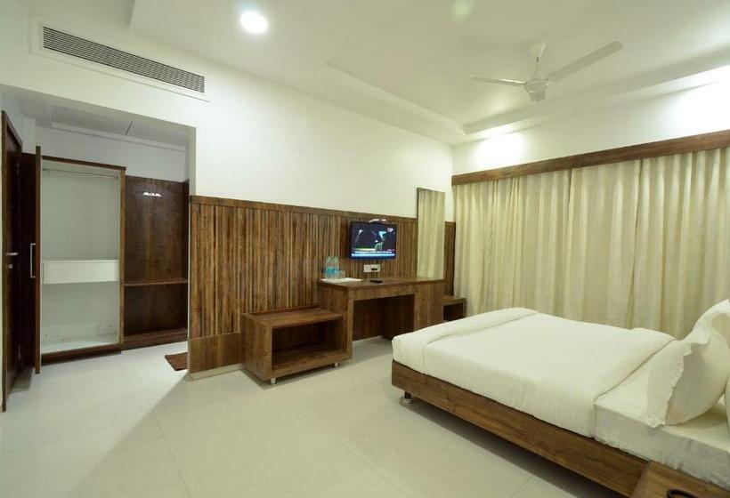 Номер Deluxe Кровать Кинг, Dwarka Park