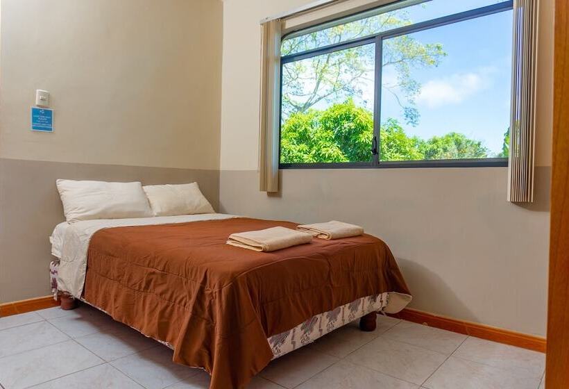 Семейный Номер, Cucuve Eco Hostal