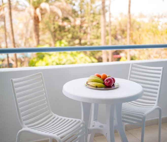 דירת חדר פרמיום עם נוף לבריכה, Aparthotel Playa del Sol - Adults Only