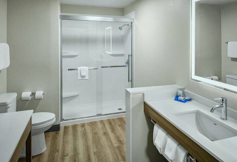 Номер Стандарт Двуспальная Кровать, Holiday Inn Express Lewiston, An Ihg