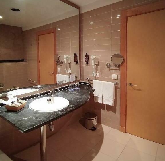 اتاق استاندارد, Ohtels Campo de Gibraltar