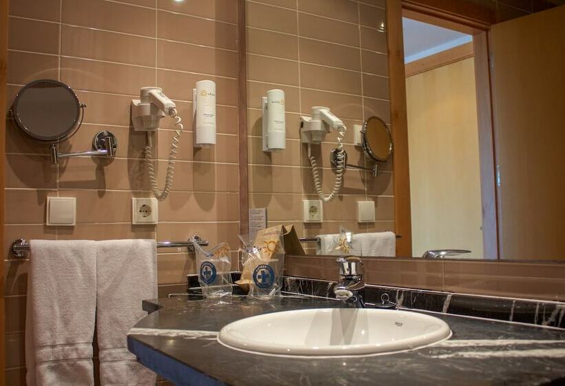 اتاق استاندارد, Ohtels Campo de Gibraltar