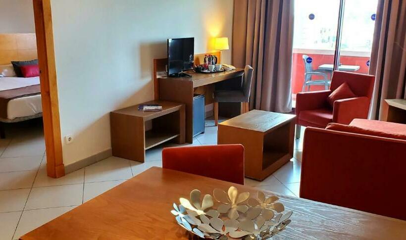 سوییت جونیور, Ohtels Campo de Gibraltar