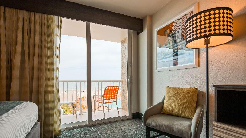 스위트 킹사이즈 침대, Best Western Plus Daytona Inn Seabreeze