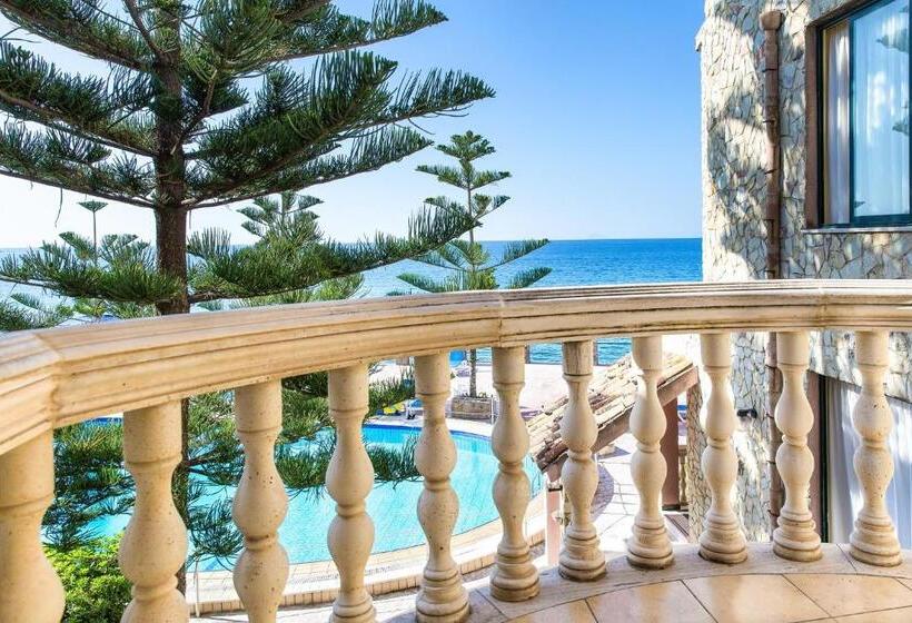 Трехместный Номер Стандарт с Балконом, La Playa Blanca