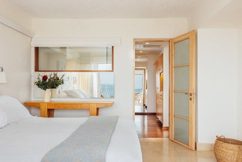 Люкс Классика, St. Nicolas Bay Resort Hotel & Villas
