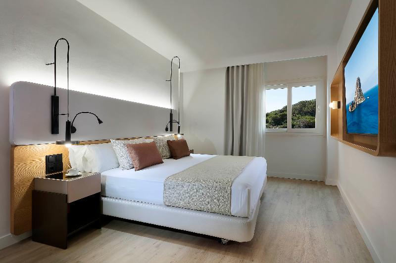 جناح جونيور, Grand Palladium Select Palace Ibiza