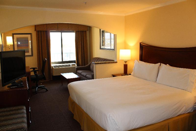 스위트 킹사이즈 침대, Holiday Inn Express Hotel & Suites Tucson Mall, An Ihg