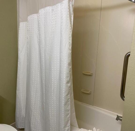 Семейный Номер, Marguerite South Anaheim   Garden Grove, Trademark Collection By Wyndham