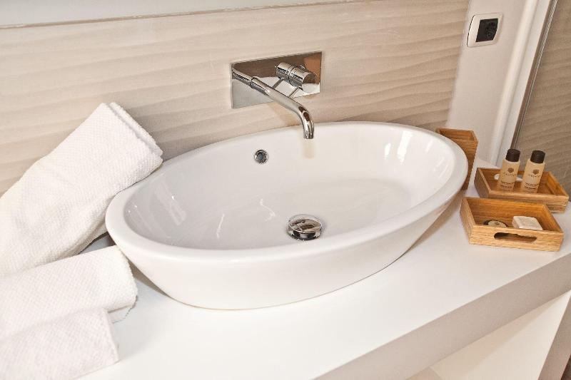اتاق استاندارد, Crowne Plaza Resort Saipan