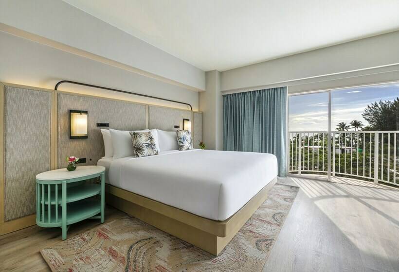 اتاق پرمیوم, Crowne Plaza Resort Saipan