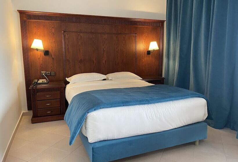 اتاق لوکس, Azur