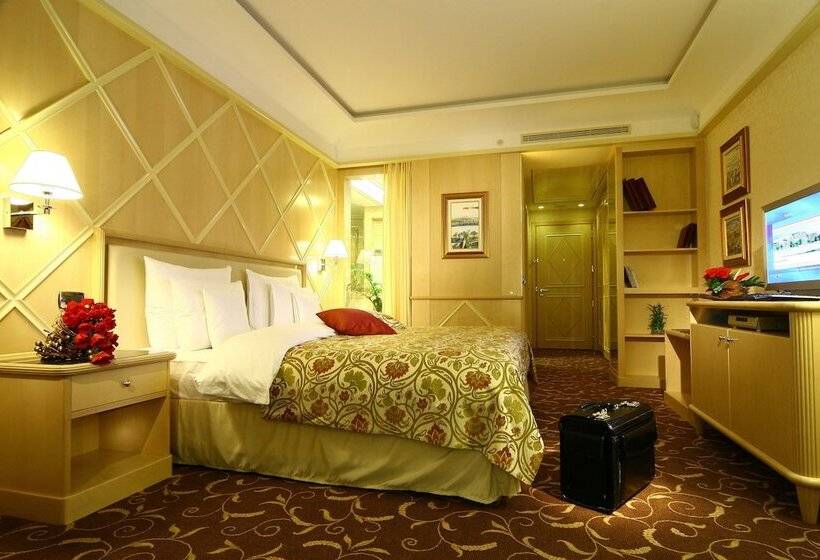 اتاق سوپریور با چشم‌انداز دریا و بالکن, Splendid Conference & Spa Resort