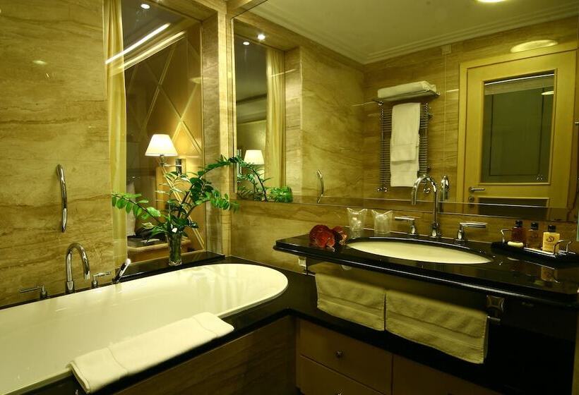 اتاق سوپریور با چشم‌انداز دریا و بالکن, Splendid Conference & Spa Resort