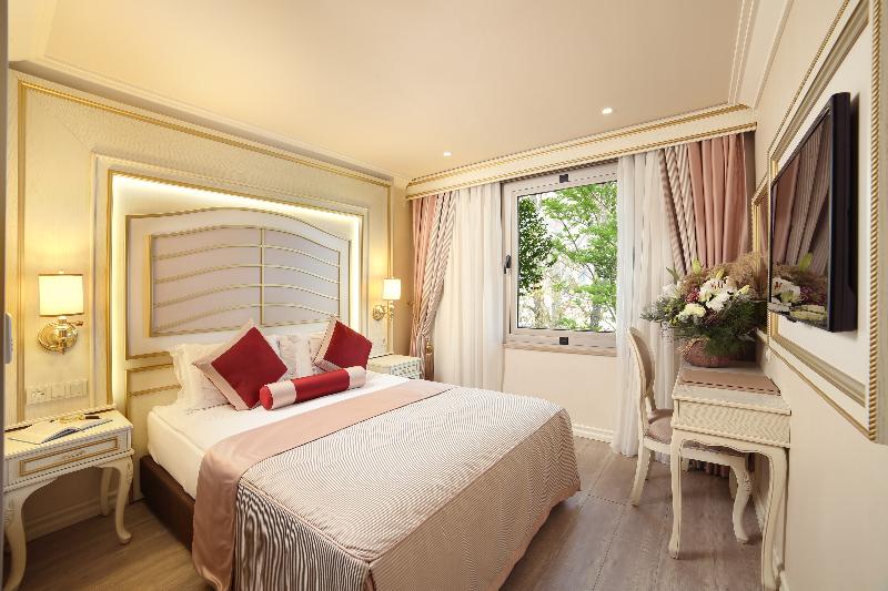 Номер Стандарт Вид на Сад, Belconti Resort