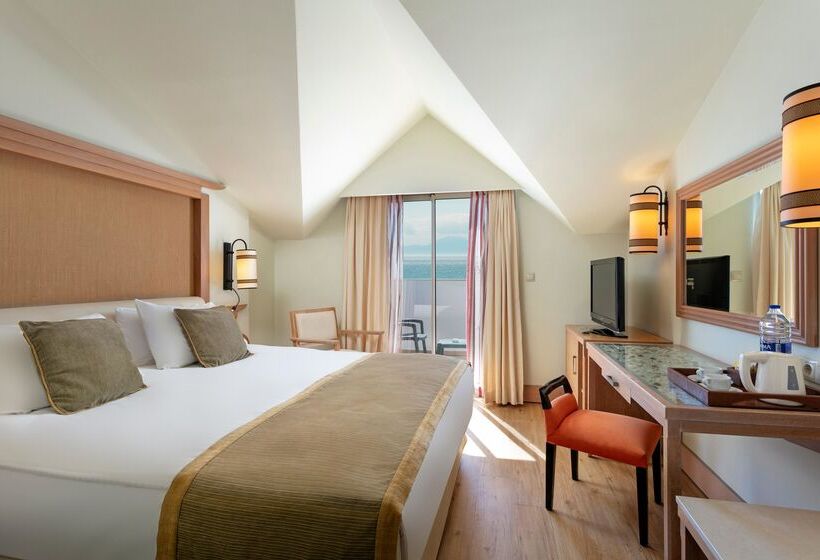اتاق خانوادگی, Dobedan Beach Resort Comfort