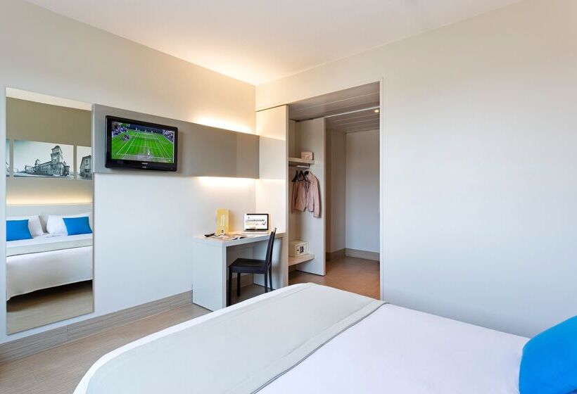 اتاق استاندارد, B&b Hotel Ferrara
