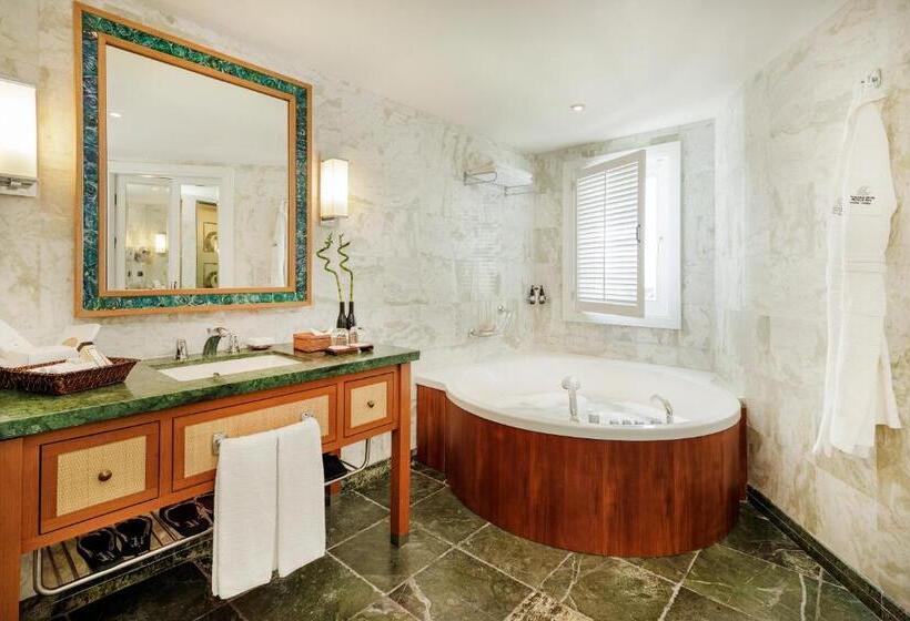 Люкс Вид на Море, Kempinski Hotel Barbaros Bay Bodrum