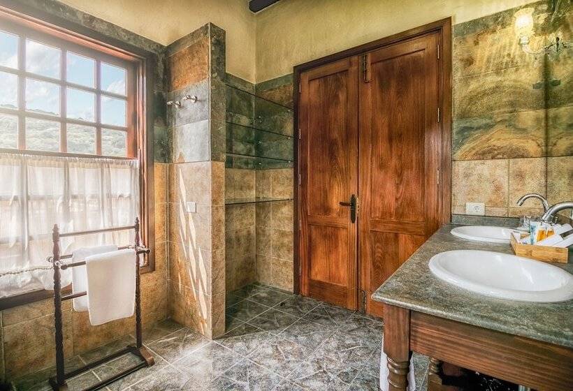 Люкс, Rural Livvo Maipez