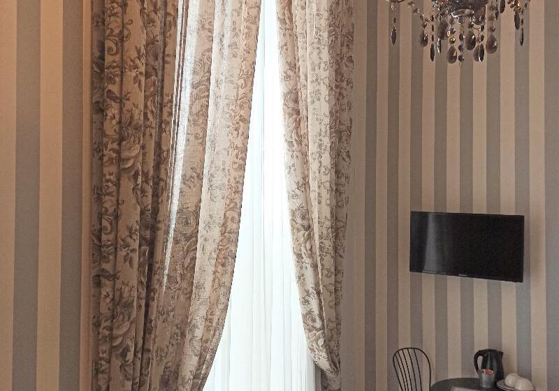 バルコニー付きスタンダードルーム, B&b Dei Decumani