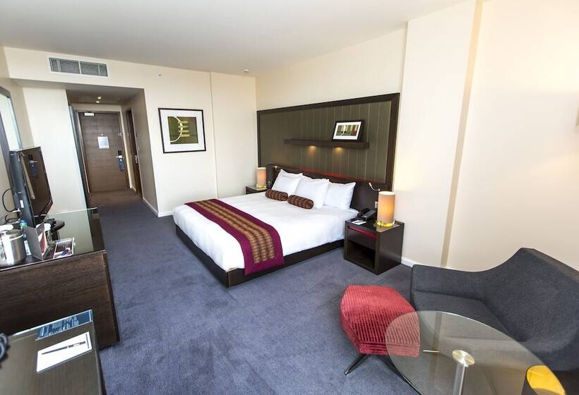 Номер Executive, Hilton London Canary Wharf